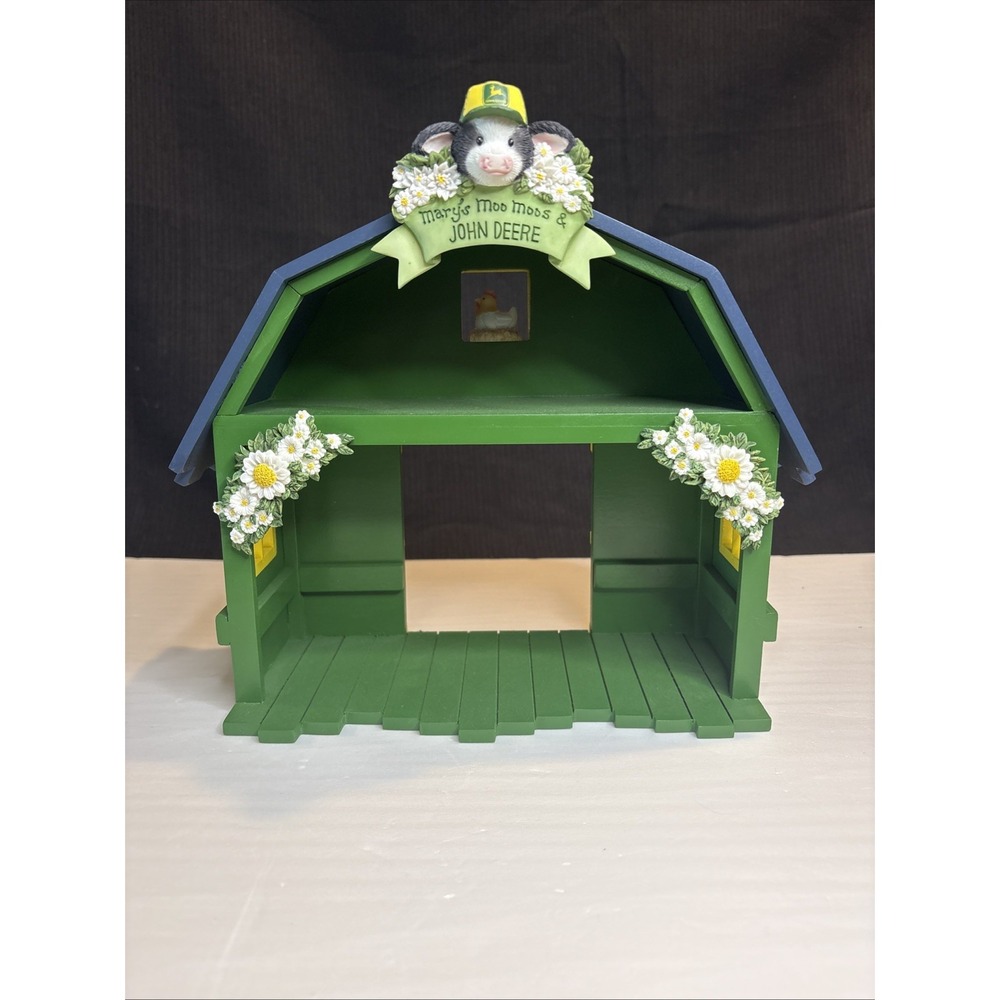 Enesco Mary's Moo Moos John Deere Green Wood Barn Display 485209 1998